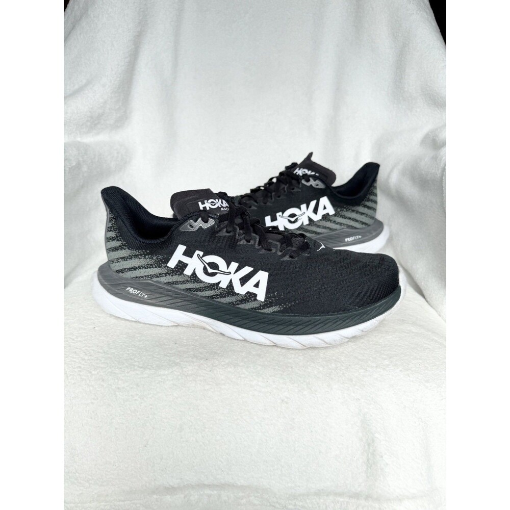 HOKA Mach 5 Running Shoes Black/White Men’s Size 10.5 US